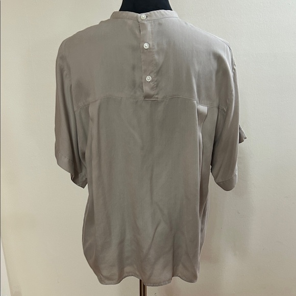 Muji Women's Beige Blouse - Picture 3 of 5